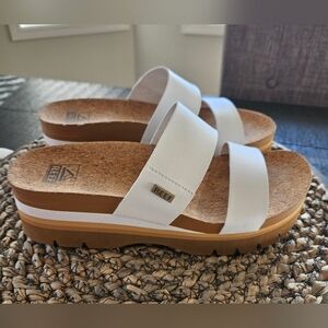 Reef White Sandles